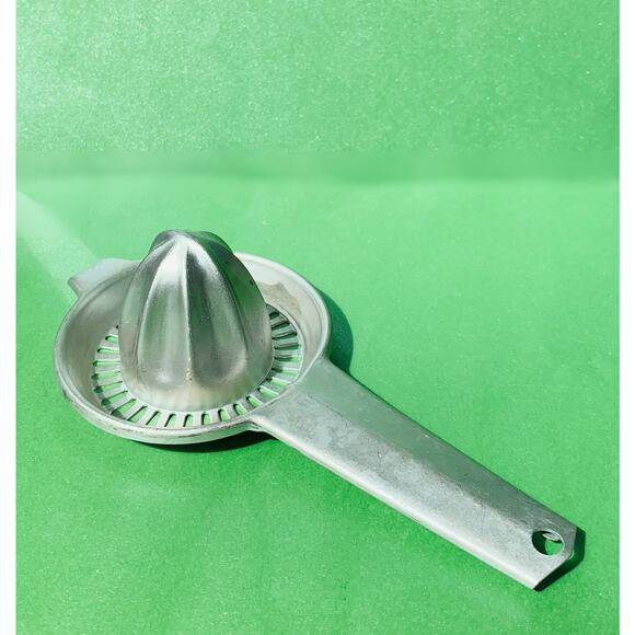 Foley Aluminum Hand-held Juicer Citrus Reamer - Picture 2 of 4